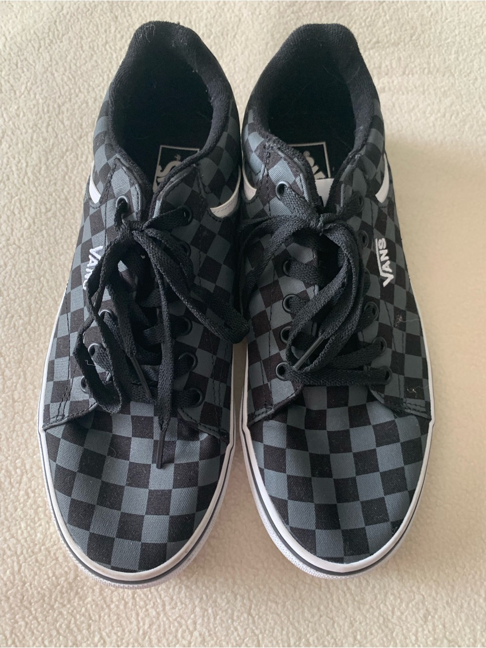 Vans Checkerboard Low Top Sneakers in Black and Gray